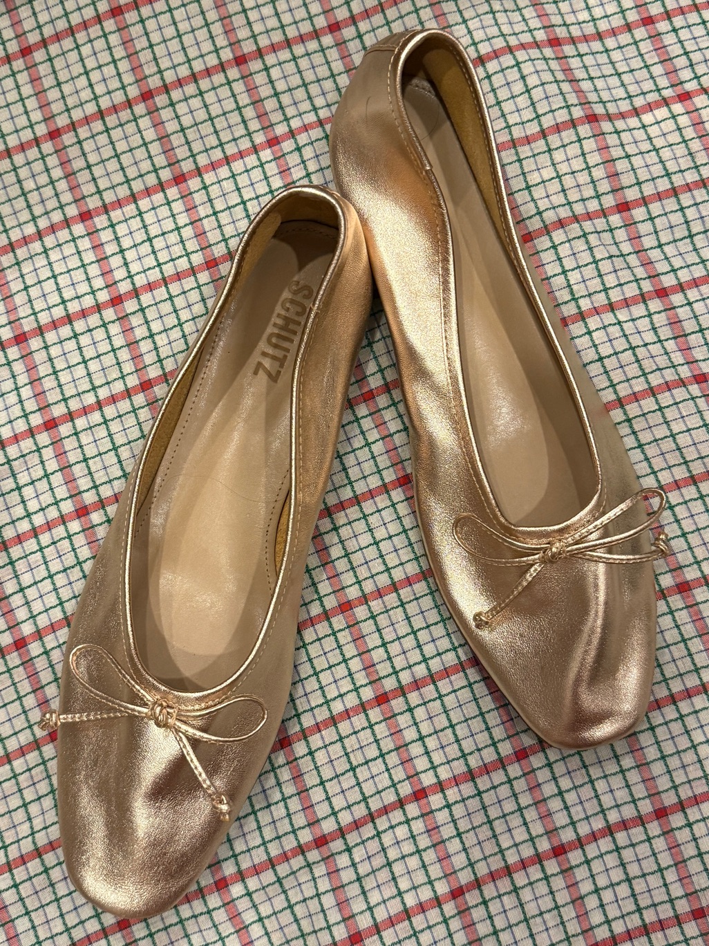 Schutz Arissa Gold Metallic Ballet Flats Shoes Sz 8.5 Like New